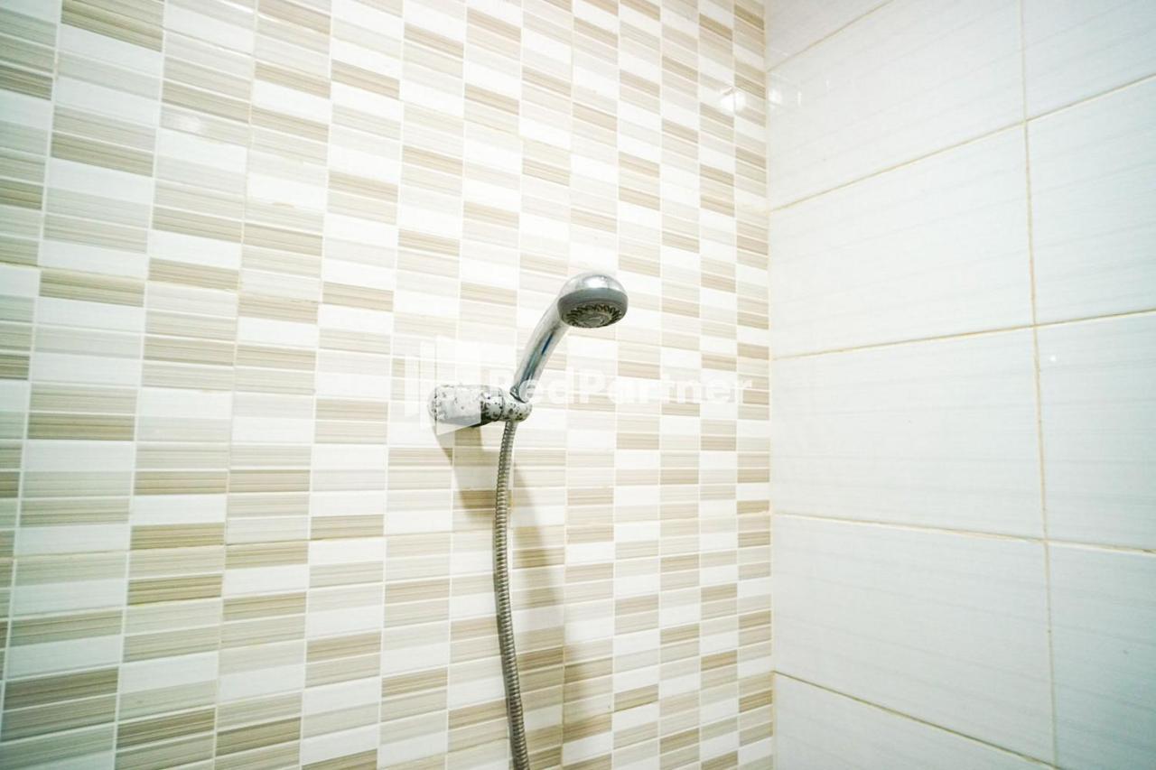 Hoki Homestay Redpartner Surabaya Exterior photo